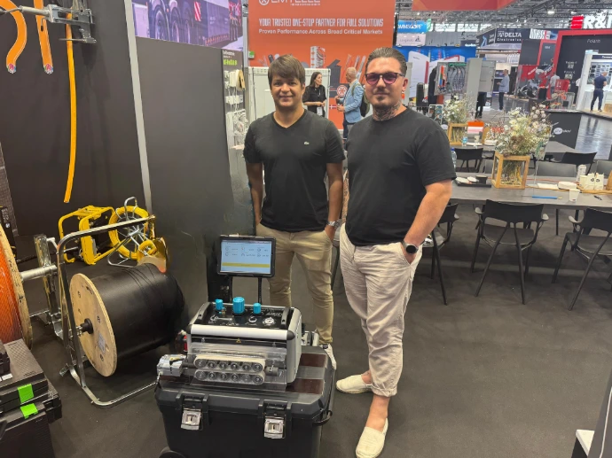 Glasfaser Spleisen, Glasfaser Einblasen